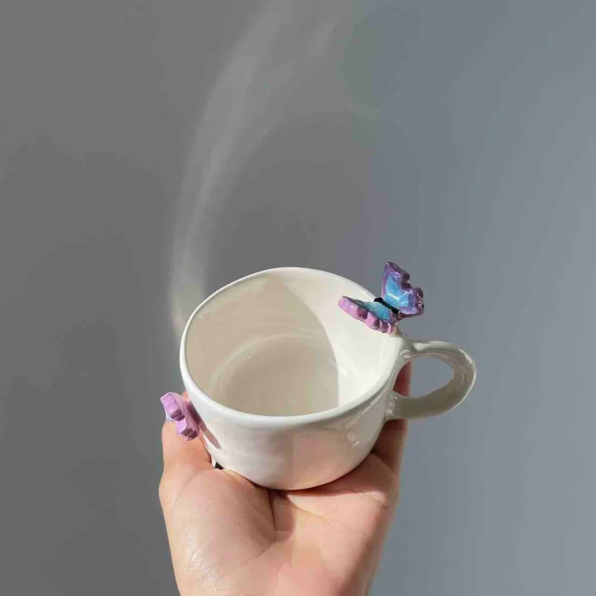 كوب الفراشات - صورة 1