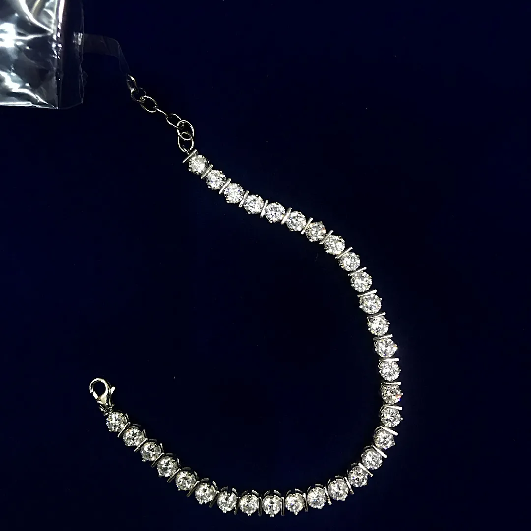 إسوارة يد نسائية فضة خالصة - صورة 1