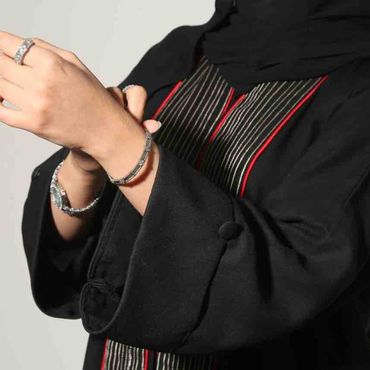 اسم العباية:الشموخ