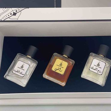 صندوق بثلاث عطور